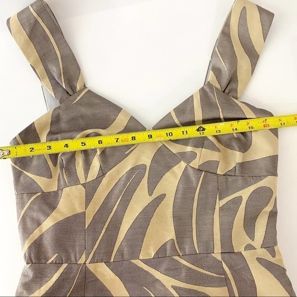 Women's Size 6 Walter Baker Brocade Print Short Structured Dress - Picture 8 of 8